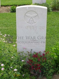 ANCONA WAR CEMETERY - BHIM BAHADUR CHHETRI, 